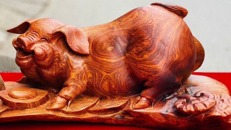 Chọn vật mang hành Mộc, hành Thổ hoặc có các linh vật chuột, lợn, rắn