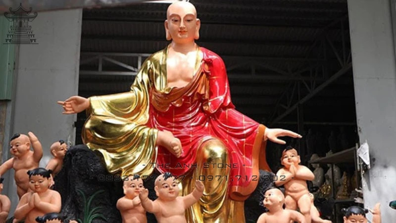 Chuẩn bị mâm lễ vật sám hối thai nhi tại nhà với trái cây, hoa tươi và nhang đèn