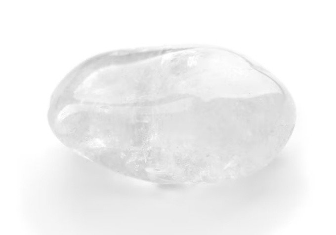 Đá Topaz Trắng giúp nữ Đinh Sửu 1997 tránh khỏi bệnh tật