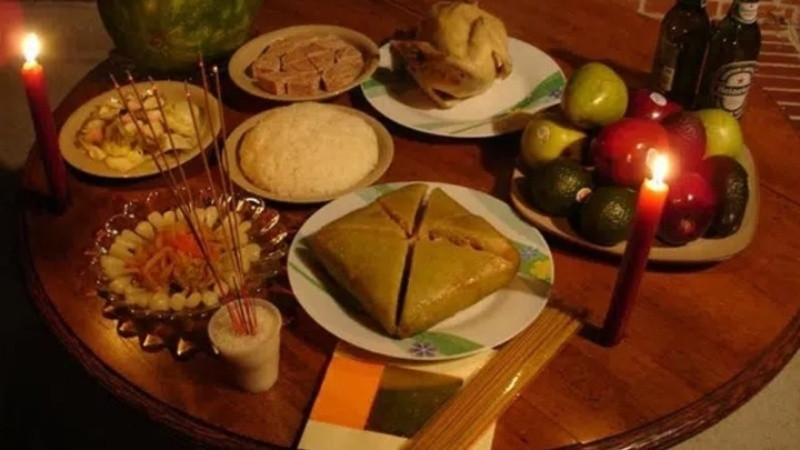 Hướng dẫn bày mâm lễ mặn cho lễ cúng ngoài trời đêm giao thừa đúng chuẩn