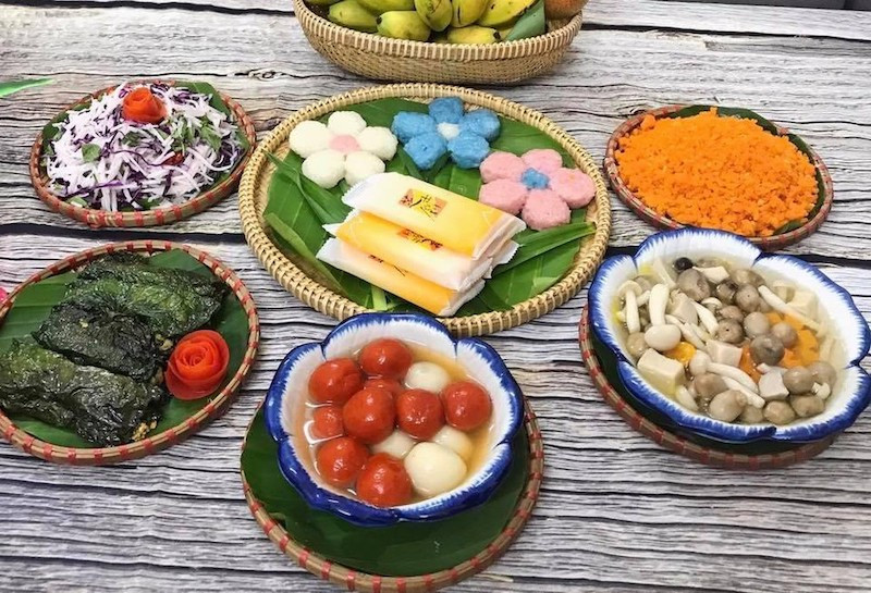 Mâm cỗ chay thanh tịnh dâng Phật vào ngày Rằm tháng Giêng để cầu an lành