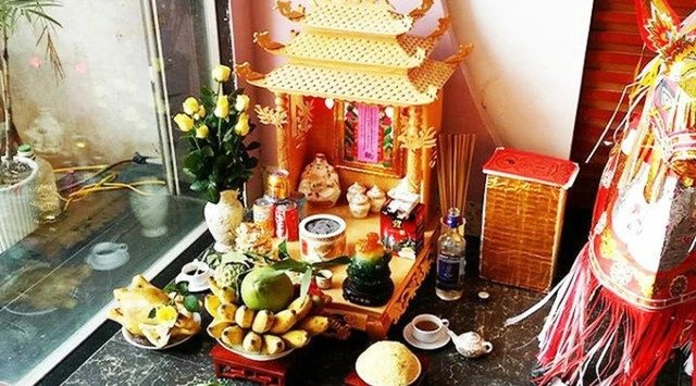Mâm cúng rằm tháng tám truyền thống dâng lên thần linh