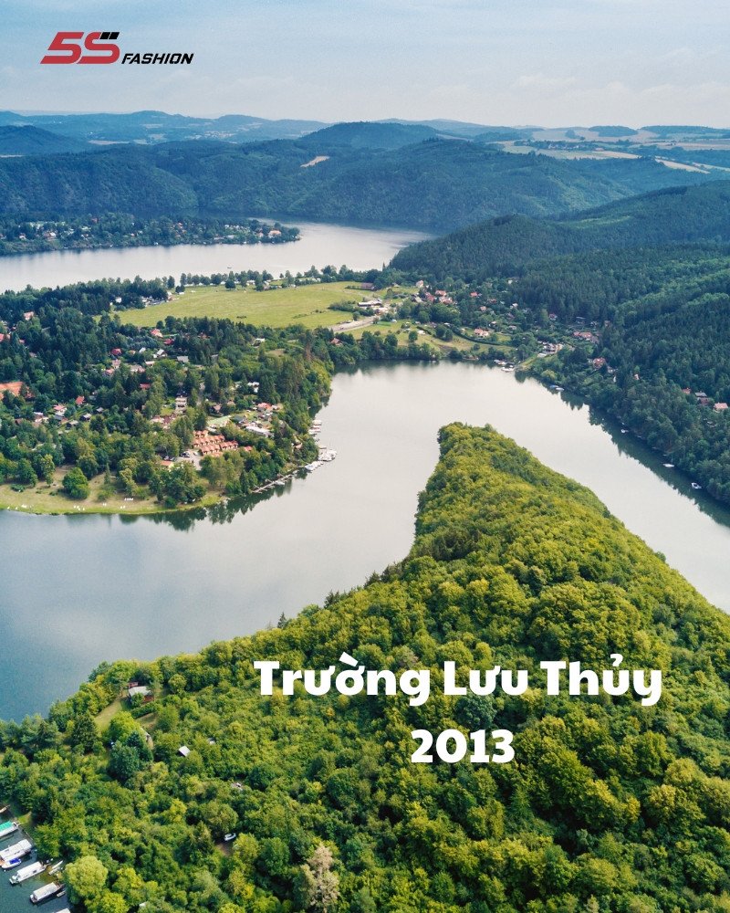 Một người đàn ông đang trầm tư suy nghĩ về vận mệnh năm 2013 thuộc mệnh gì