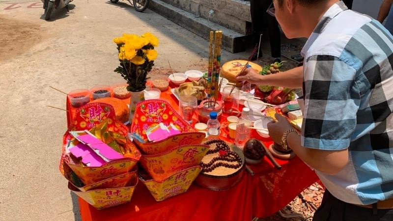 Nghi thức văn khấn mượn tuổi khi động thổ xây nhà