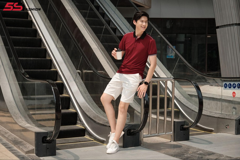 Người mệnh Thổ 1960 ứng dụng màu đỏ trong trang phục để tăng cường năng lượng tích cực