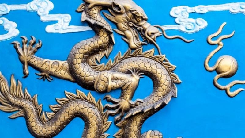 Sơ đồ la bàn thể hiện các hướng tốt và xấu cho gia chủ tuổi Rồng khi xây dựng nhà cửa