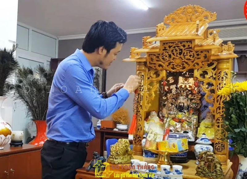 Thủ tục rút chân nhang bàn thờ Thần Tài – Thổ Địa