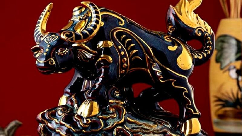 Tượng Trâu - vật phẩm phong thủy may mắn cho người tuổi Sửu, Đinh Sửu 1997