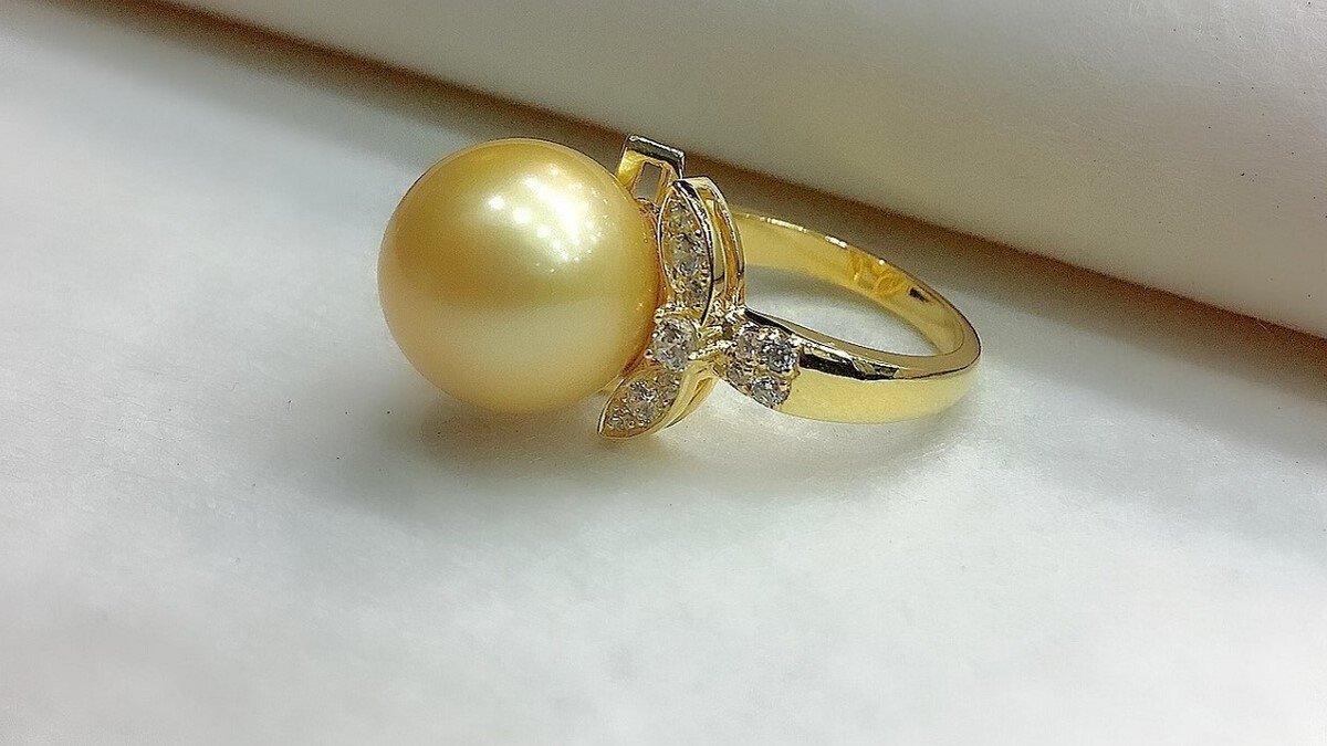 Vật phẩm hộ mệnh cho nữ 2015 mệnh gì Sa Trung Kim