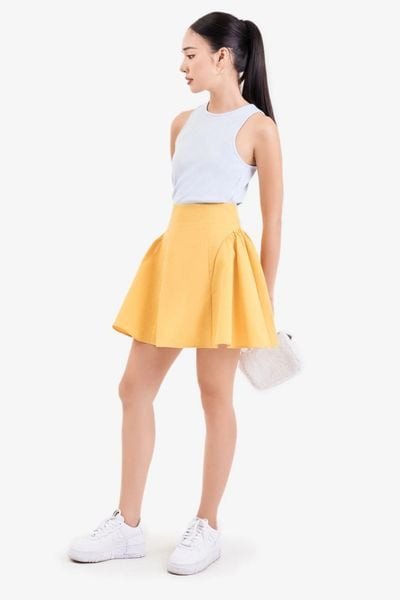 Vật phẩm phong thủy màu vàng