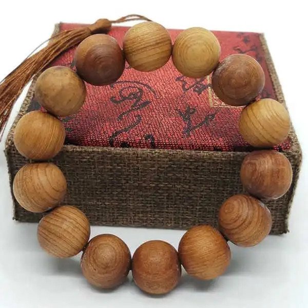 Vòng gỗ ngọc am trong phong thủy và đời sống tâm linh