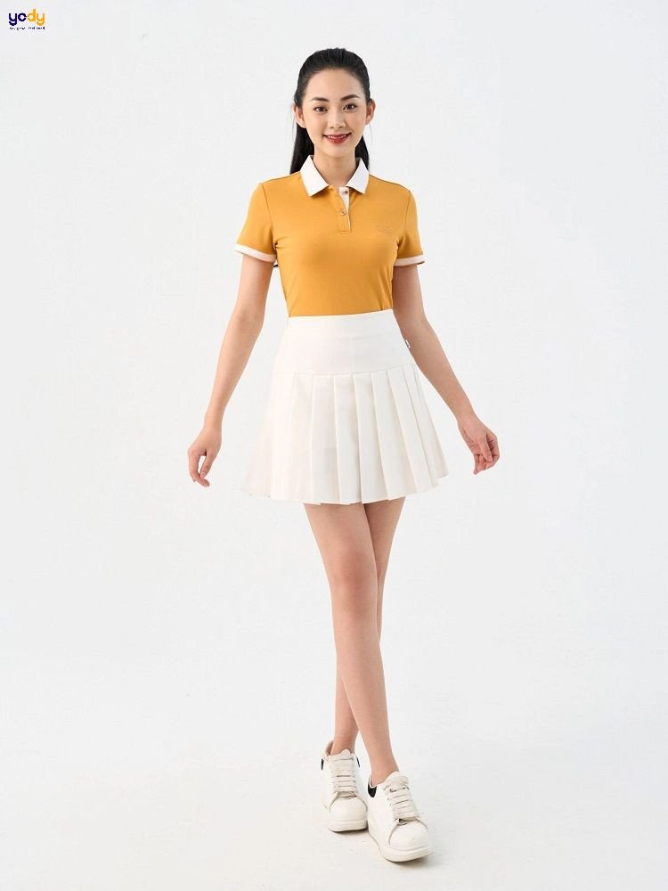 Không gian nội thất ấm cúng với tông màu cam, hợp phong thủy người sinh năm 1958
