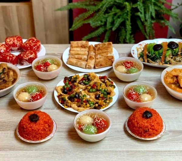 Mâm cỗ chay thanh tịnh cúng Phật ngày rằm tháng 7