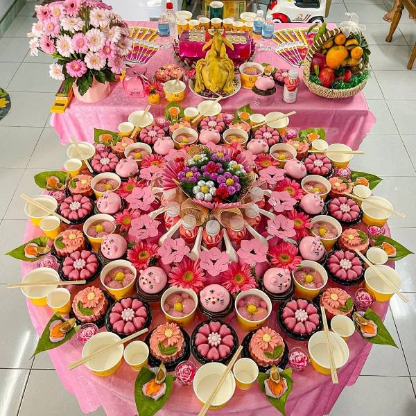 Mâm cúng thôi nôi bé gái đầy đủ lễ vật dâng cúng