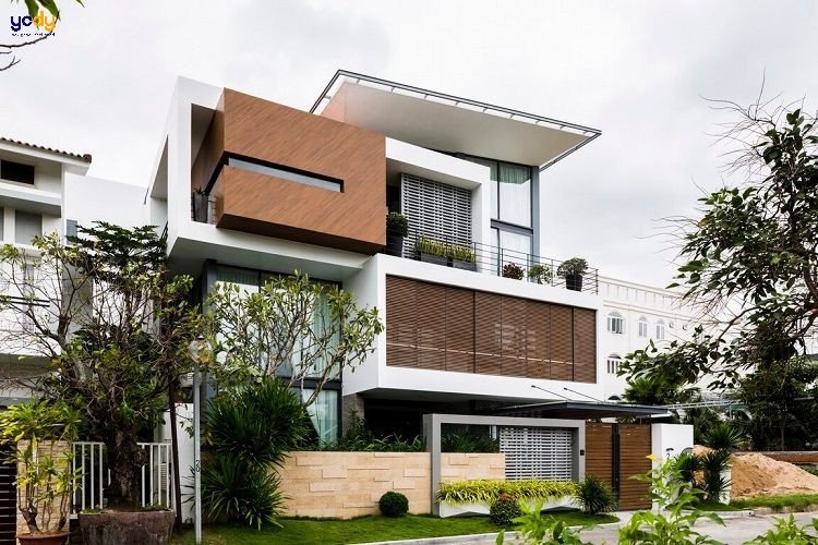 Ngôi nhà với kiến trúc hài hòa, được xây dựng theo hướng cát lợi cho nữ Mậu Tuất 1958