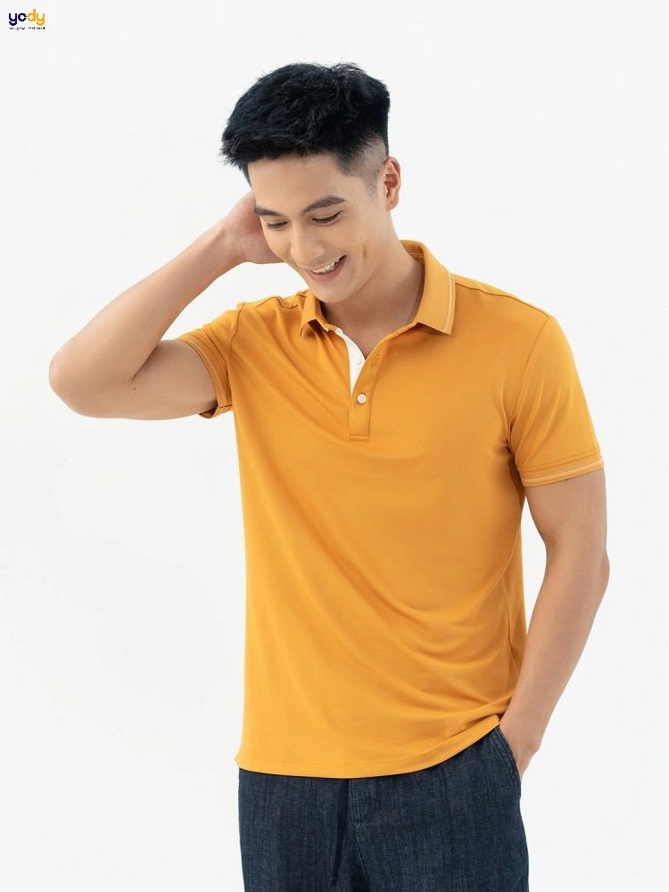 Phụ kiện màu đỏ, cam, vàng tượng trưng cho mệnh Hỏa, mang lại may mắn cho **1958 là mệnh gì**