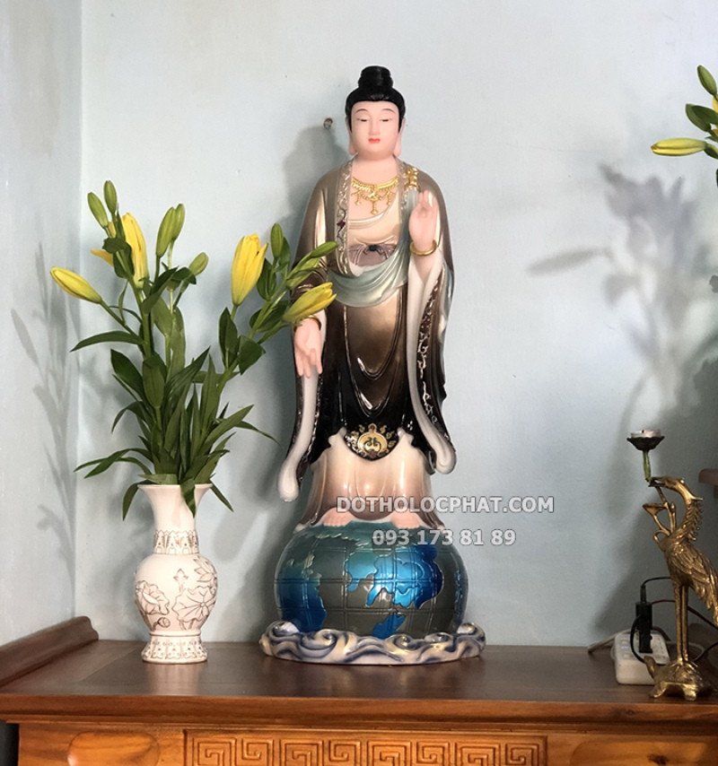 Tượng Mẹ Địa Mẫu thể hiện quyền năng bao trùm vạn vật