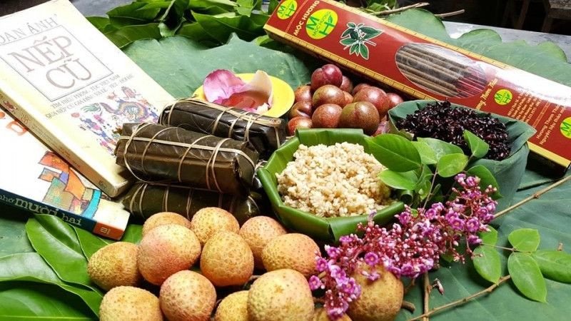 Văn khấn cầu xin sự che chở của Ngọc Hoàng và các vị thần tiên trong Lễ Cúng Tết Đoan Ngọ