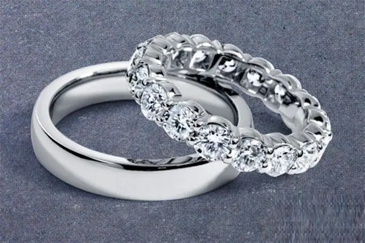Mộng Thấy Hình Ảnh Vàng Trắng