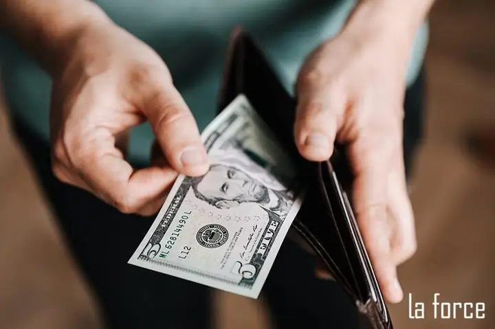 Nằm Mơ Mất Ví Tiền Đánh Con Gì? Giải Mã 11 Giấc Mơ Mất Ví