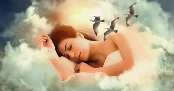 Ngủ Mơ Thấy Mình Khỏa Thân Nơi Công Cộng Là Một Tín Hiệu Tốt! - Tuổi ...