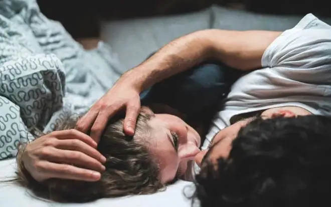 Thường Có Giấc Mơ "lên Đỉnh" Với Người Lạ, Người Phụ Nữ Lo Lắng Không Biết Mình Có Vấn Đề Gì Không Nên Đã Đi Gặp Bác Sĩ.