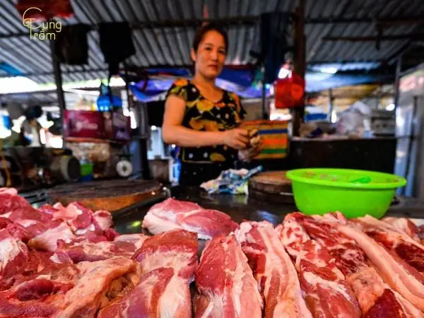 Ngủ Mơ Thấy Mình Đang Mua Thịt Lợn Ở Chợ