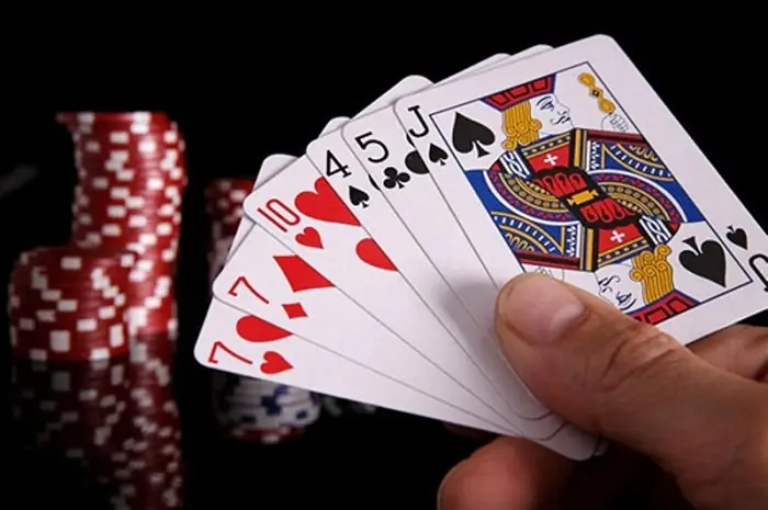 Giải Mã Giấc Mơ Thấy Đánh Bài