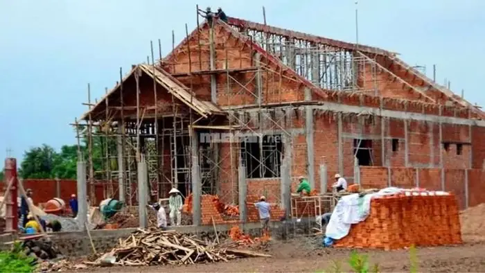 Giấc Mơ Thấy Ngôi Nhà Của Mình Đang Được Xây Dựng Có Thể Là Dấu Hiệu Cho Thấy Bạn Đang Đối Diện Với Những Biến Động Trong Cuộc Sống. Tuy Nhiên, Đây Cũng Có Thể Là Tín Hiệu Cho Sự Thay Đổi Tích Cực Và Sự Phát Triển Sắp Tới.