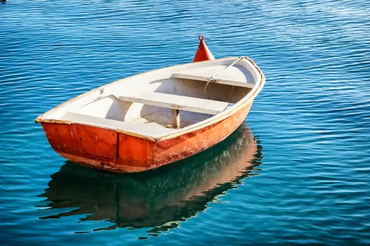 Mơ Thấy Tàu Thuyền Là Điềm Lành Hay Điềm Dữ?