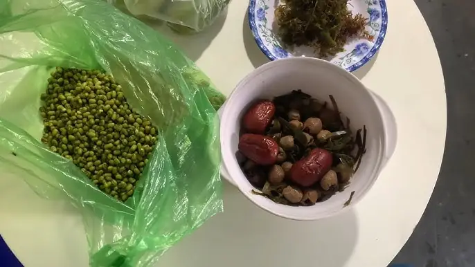Mơ Ăn Chè Đậu Đỏ Điềm Báo Gì? Giải Mã Chi Tiết