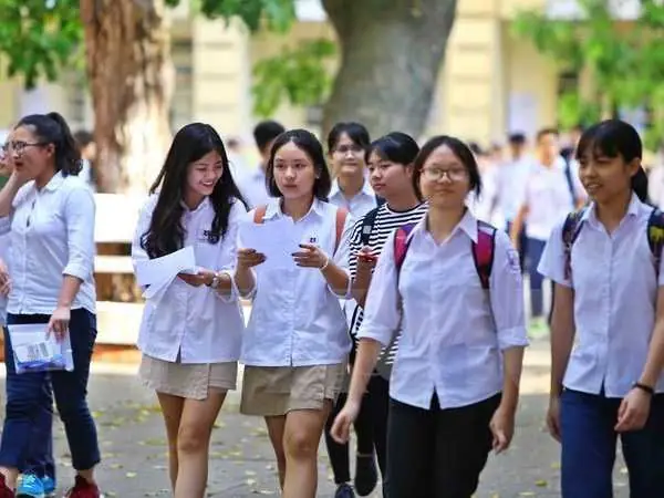 Nằm Mơ Thấy Đi Học Muộn Đánh Con Gì May Mắn Dễ Trúng