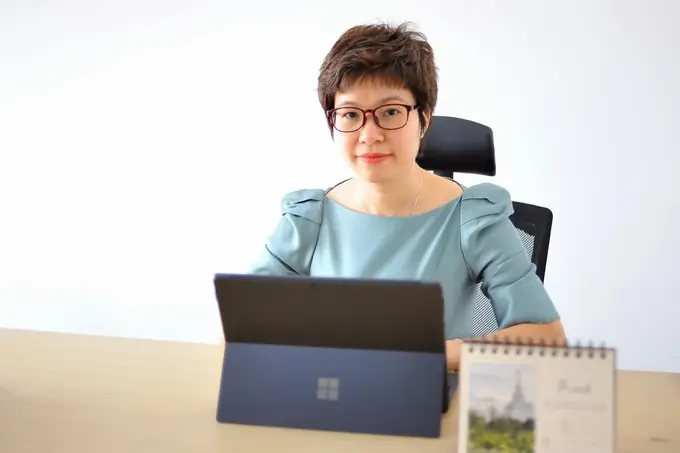 Mơ Thấy Bác Sĩ Tiêm Thuốc Cho Mình: Giải Mã Giấc Mơ & Điềm Báo