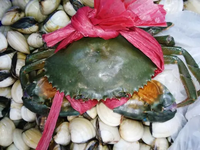 Khi Mơ Thấy Mình Ra Chợ Mua Cua