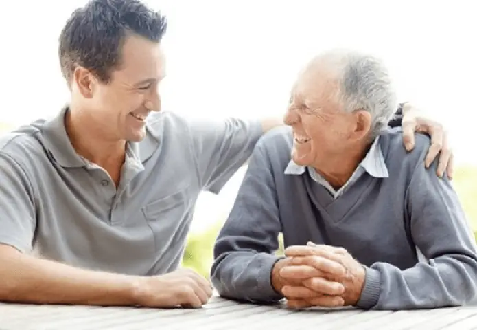 Nằm Mơ Thấy Bố Mẹ Đã Khuất Xoa Đầu Bạn