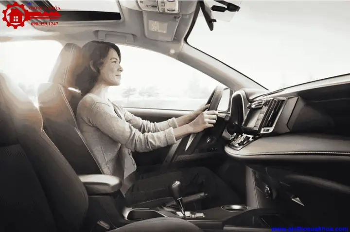 Mơ Thấy Ngồi Trên Xe Ô To Đánh Con Gì