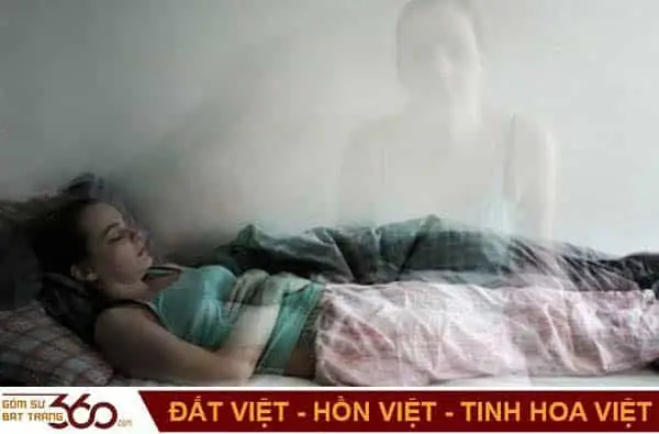 Chiêm Bao Thấy Người Đã Chết Nói Chuyện Với Nhau.