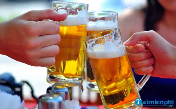 Nằm Mơ Thấy Ăn Nhậu Đánh Con Gì?