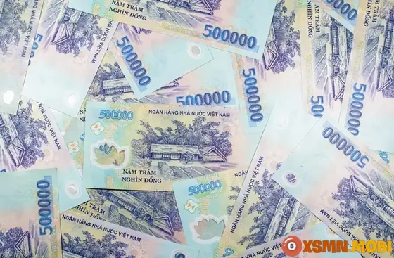 - Mơ Thấy Mình Có​​​​​​​rất Nhiều Tiền 500 Nghìn