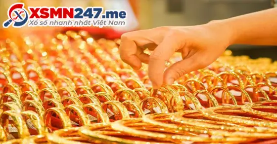 Mơ Thấy Mua Trang Sức Làm Bằng Vàng