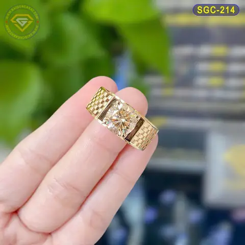 Mơ Thấy Nhẫn Vàng: Điềm Báo May Mắn Hay Lời Cảnh Giác?