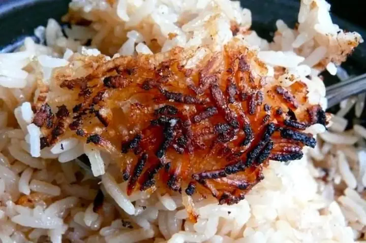 Mơ Thấy Ăn Cơm Trắng Bị Cháy