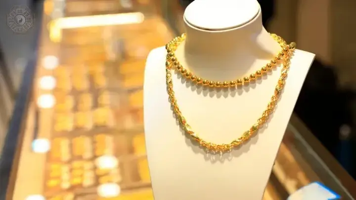 Ý Nghĩa Của Giấc Mơ Thấy Dây Chuyền Vàng 18k