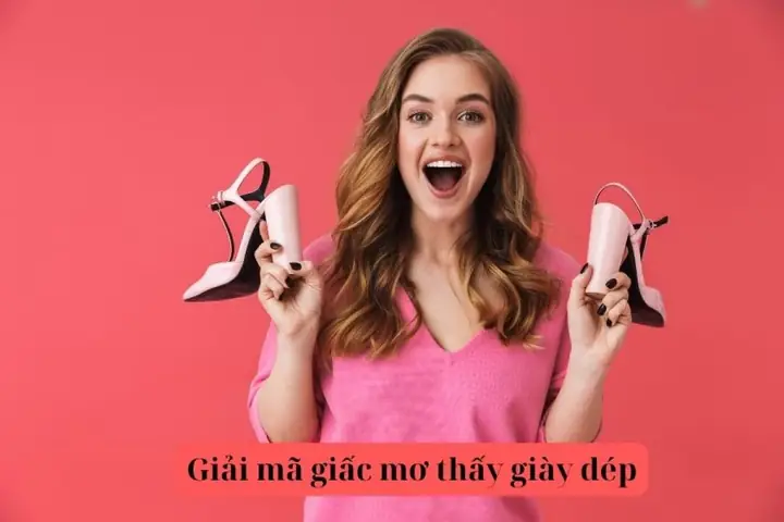 Giải Mã Giấc Mơ Thấy Giày Dép: Điềm Báo May Mắn Hay Rủi Ro?