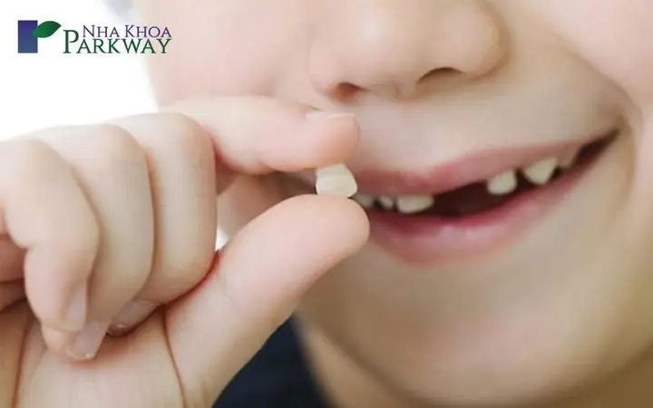 Ngủ Mơ Bị Gãy Răng Cửa Báo Điềm Hên Hay Xui?