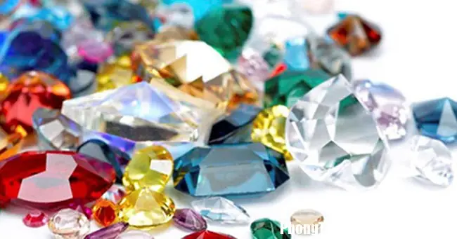 Nằm Mơ Thấy Đá Quý Tiết Lộ Điều Gì ? | Phong Thủy Đông Phương ...