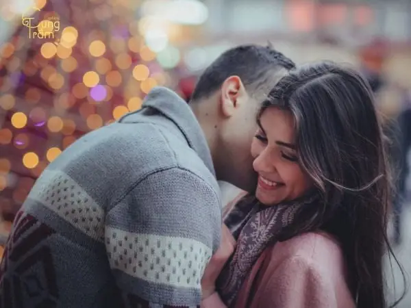 Ngủ Mơ Thấy Mình Hôn Người Lạ