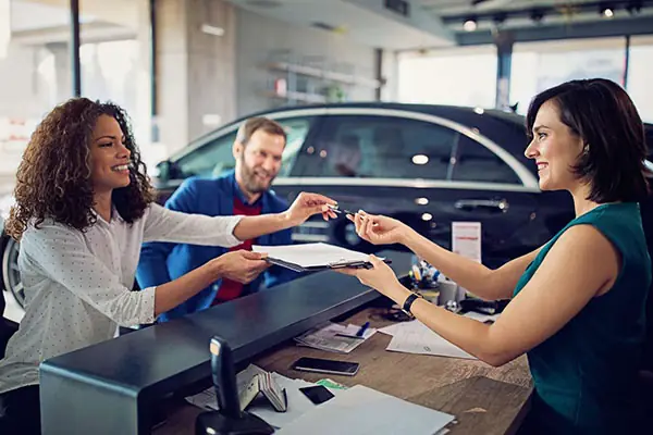 Mơ Thấy Nhiều Người Cùng Mua Xe Ô Tô