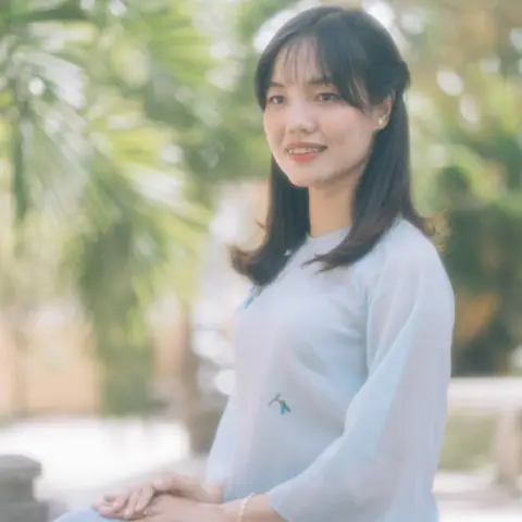 Người Đàn Bà Vẽ Tranh Kiếng – Truyện Ngắn Lưu Kiều Nhi