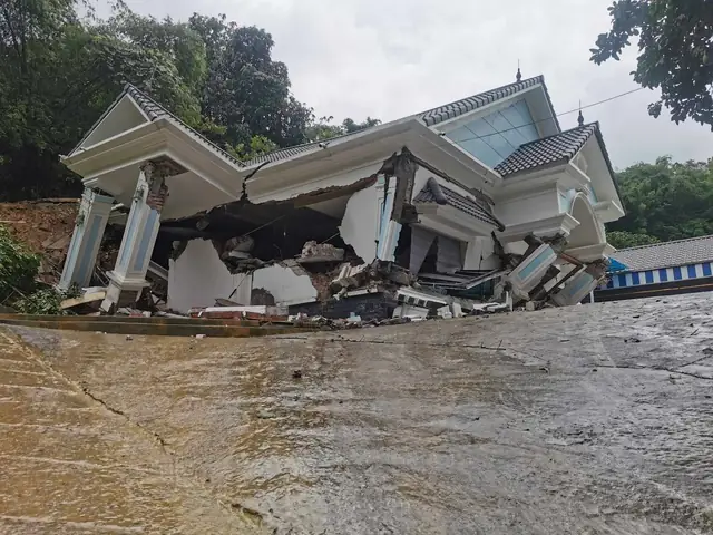 Nằm Mơ Thấy Nhà Sập Đánh Số May